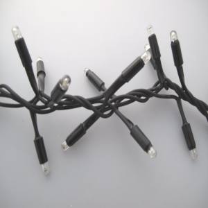 MK 019-407 LED Profi Lichterkette 230 V - 2,5 M schwarzes  Kabel - 120 LED - Weisse LED - Koppelbares System IP 67