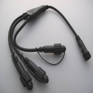 MK 001-125 Verteilerkabel 3 Ausgänge Schwarz für LED-Produkte System IP 67
